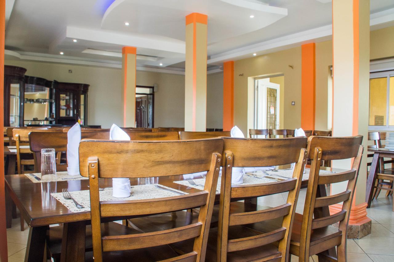 Desert Breeze Hotel Arua Dış mekan fotoğraf
